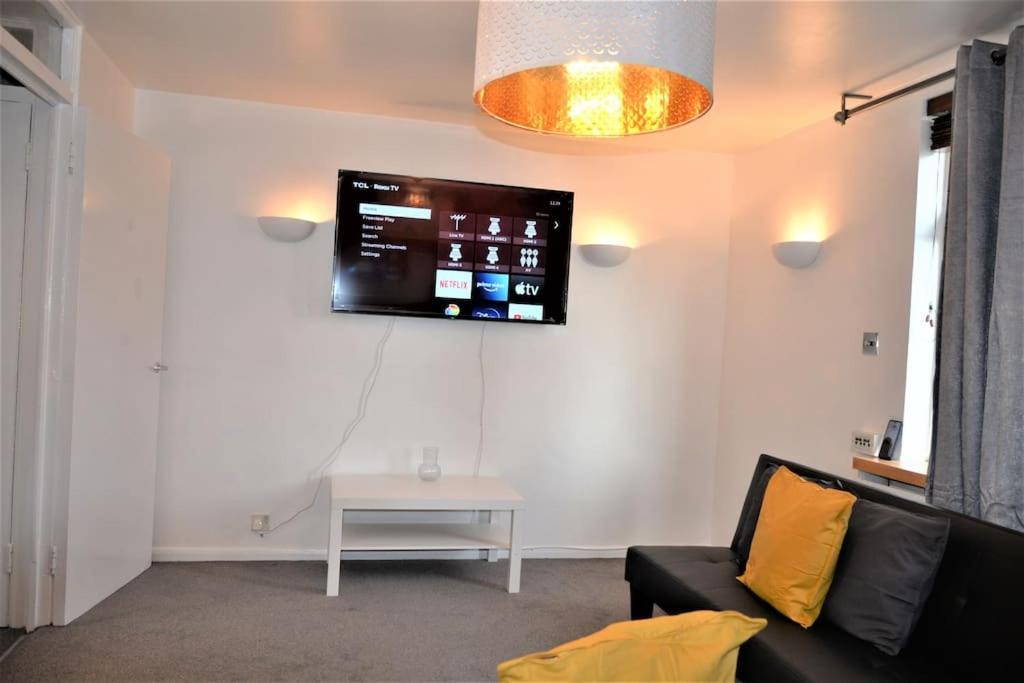 London Zone 2, 2 Bedroom House Exterior photo