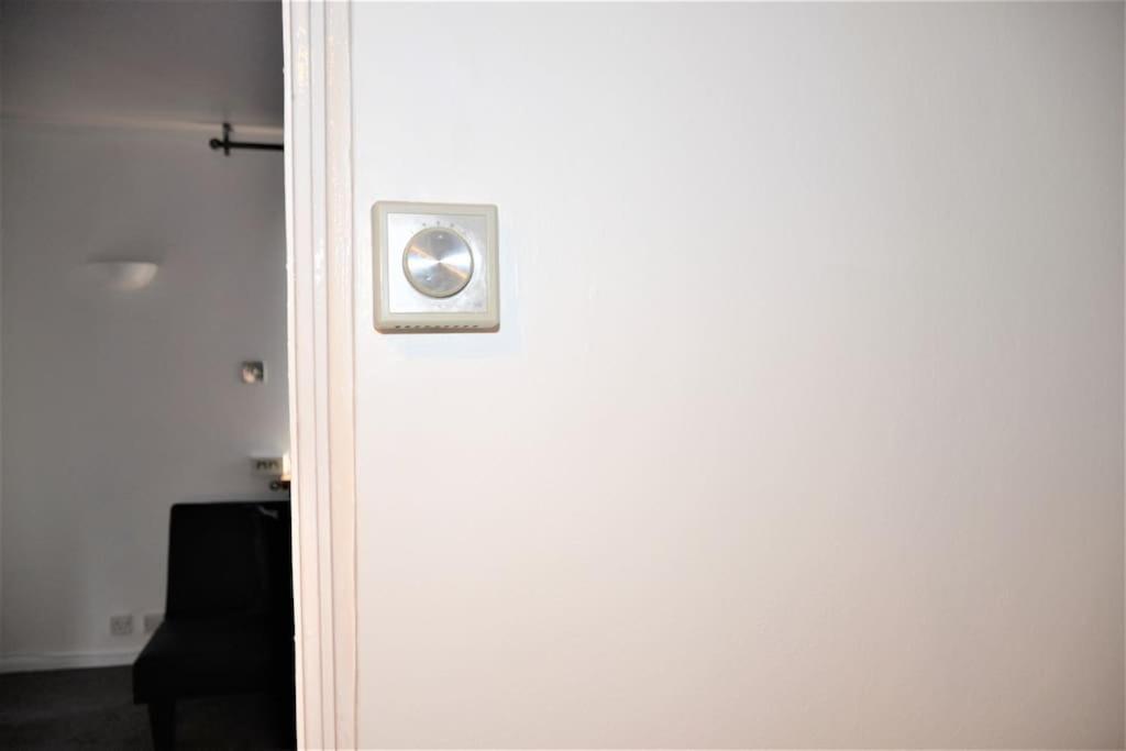 London Zone 2, 2 Bedroom House Exterior photo